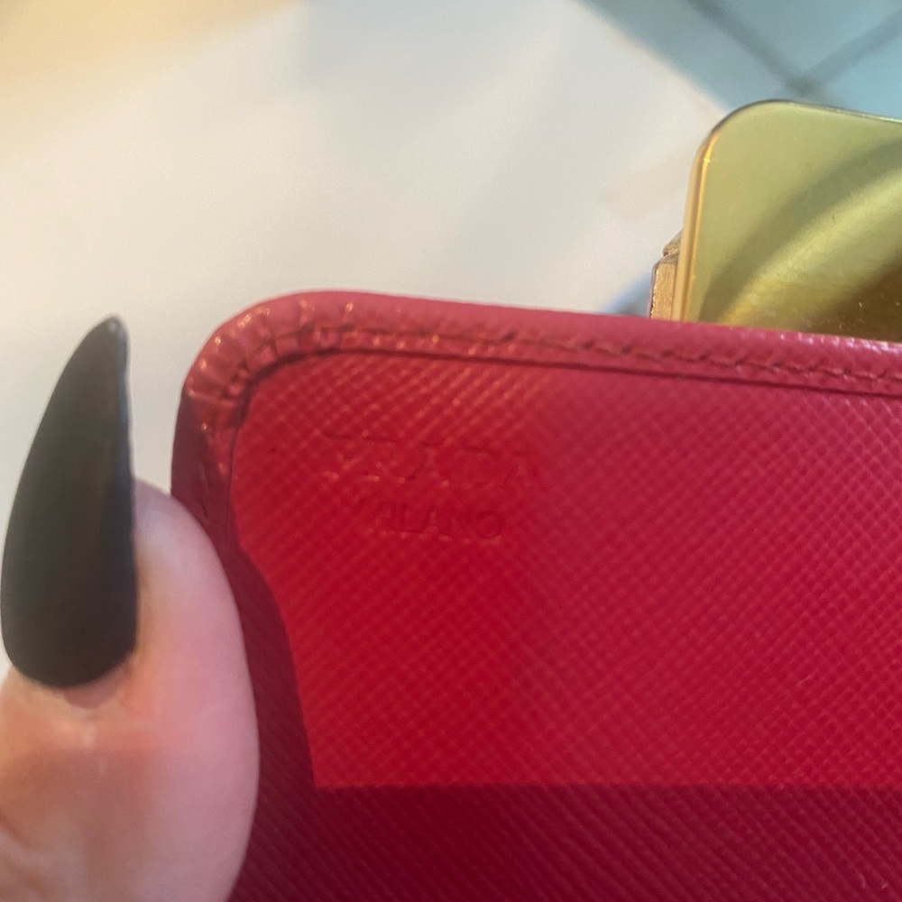 💯 AUTH. Prada pink jeweled saffiano leather wallet - Picture 6 of 14